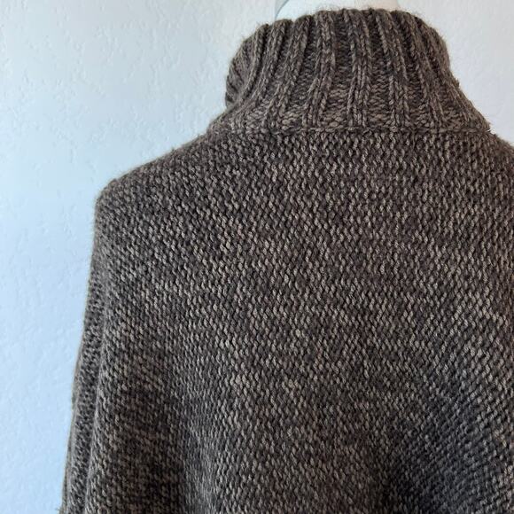 Vintage Y2K Decree Cable Knit Poncho Sweater size XL Button Up Brown - Picture 9 of 10